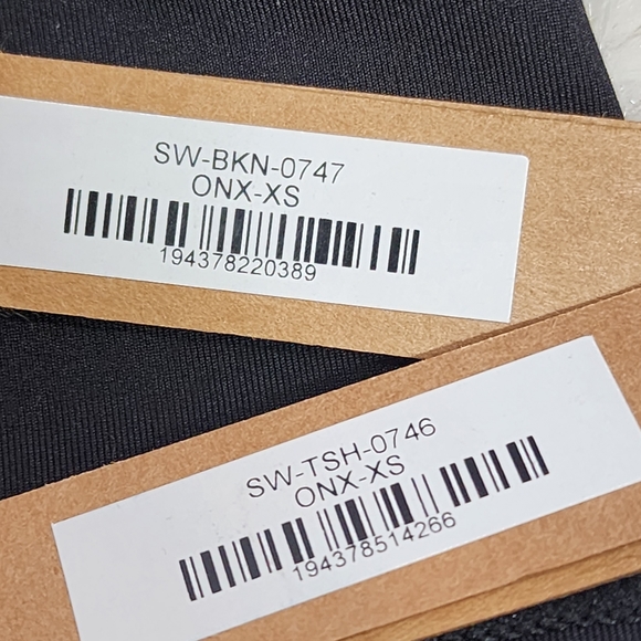 2Pcs SKIMS SWIM T-SHIRT & CHEEKY TANGA BOTTOMS/NWT/ONYX/XS/ NWT - Picture 8 of 11